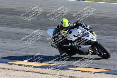 media/Feb-11-2024-CVMA (Sun) [[883485a079]]/Race 17 Amateur Supersport Middleweight/